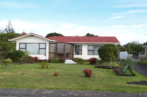 Photo of property in 88 Hallberry Road, Mangere East, Auckland, 2024