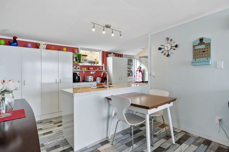 Photo of property in 940 Harington Point Road, Harington Point, Dunedin, 9077