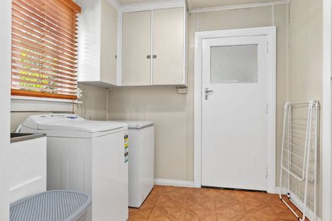 Photo of property in 60 Makoura Road, Masterton, 5810