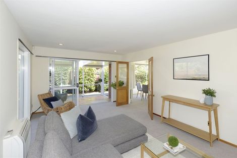 Photo of property in 64 Apsley Drive, Avonhead, Christchurch, 8042
