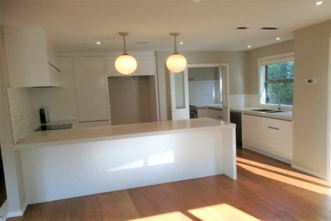 Photo of property in 18 Ramillies Place, Glenfield, Auckland, 0629