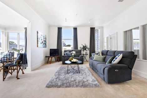 Photo of property in The Villas, 10/33u Hobson Street, Thorndon, Wellington, 6011