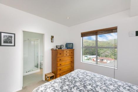 Photo of property in 78 Saddleback Grove, Karori, Wellington, 6012