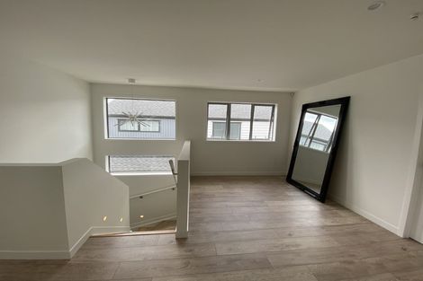 Photo of property in 33 Myland Drive, Hobsonville, Auckland, 0616