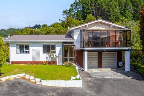 Photo of property in 59 Sunbrae Drive, Silverstream, Upper Hutt, 5019