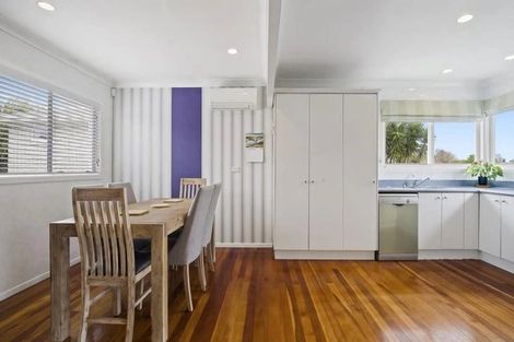 Photo of property in 4 Cotton Place, Opaheke, Papakura, 2113