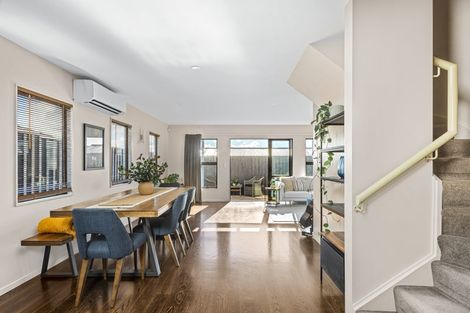 Photo of property in 4/64 Schnapper Rock Road, Schnapper Rock, Auckland, 0632