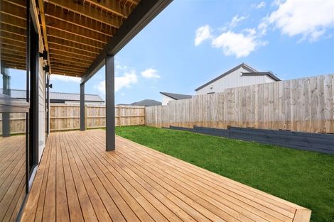 Photo of property in 9 Whale Bay Rise, Gulf Harbour, 0930