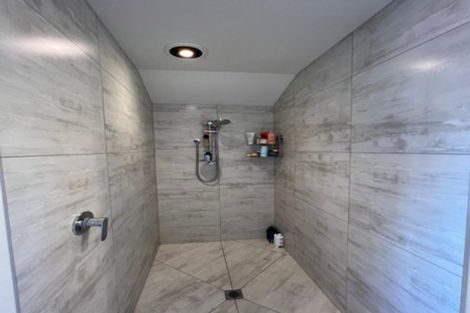Photo of property in 529 Mangorei Road, Highlands Park, New Plymouth, 4312