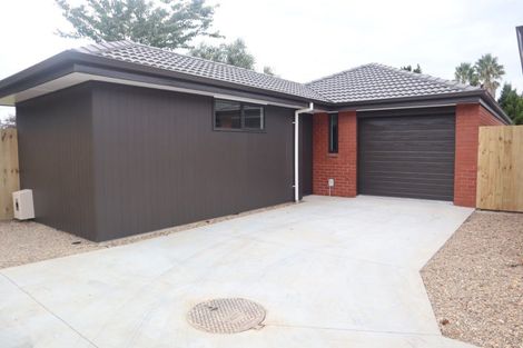 Photo of property in 41u4 Kenney Crescent, Fairfield, Hamilton, 3214