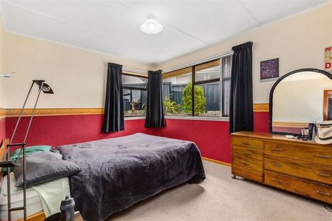 Photo of property in 21 Mark Avenue, Paparangi, Wellington, 6037