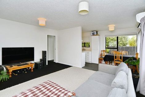 Photo of property in 2/18 Wairakei Road, Strowan, Christchurch, 8052