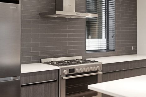 Photo of property in 1/2 Manning Street, Hamilton Central, Hamilton, 3204