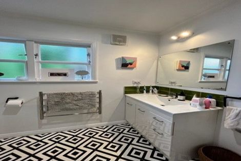 Photo of property in 69 Mairangi Road, Wadestown, Wellington, 6012