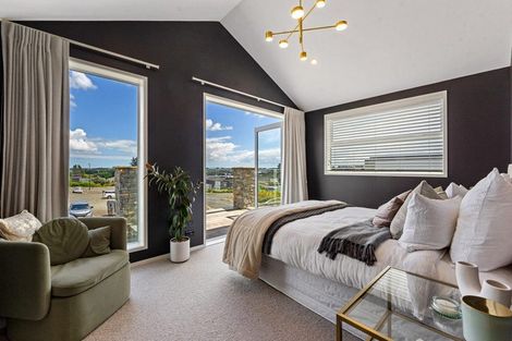 Photo of property in 2 Buddle Road, Paerata, 2124