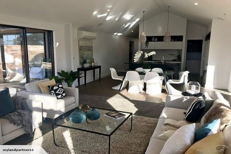 Photo of property in 31 Kano Way, Hobsonville, Auckland, 0616