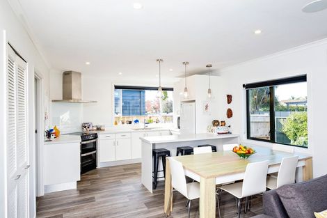 Photo of property in 22 Elbourne Street, Taradale, Napier, 4112