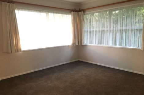 Photo of property in 25 Walnut Lane, Browns Bay, Auckland, 0630