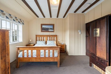 Photo of property in 23 Saint Michaels Crescent, Kelburn, Wellington, 6012