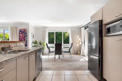 Photo of property in 15 Cabeleigh Drive, Helensville, 0800