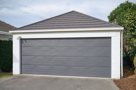 Photo of property in 192 Avonhead Road, Avonhead, Christchurch, 8042