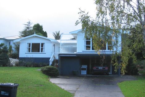 Photo of property in 50 Rimutaka Place, Titirangi, Auckland, 0604