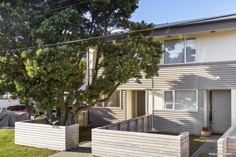 Photo of property in 11/2u Stone Street, Miramar, Wellington, 6022