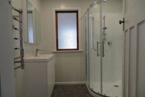 Photo of property in 33 Happy Valley Road, Owhiro Bay, Wellington, 6023