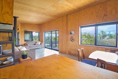 Photo of property in 58 Beasley Road, Pataua South, Onerahi, 0192
