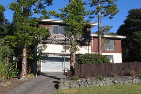 Photo of property in 29 Longfellow Parade, Glen Eden, Auckland, 0604