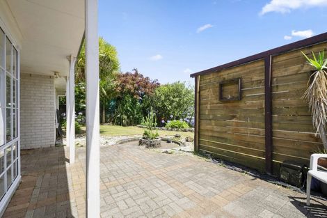 Photo of property in 47 Riverton Drive, Randwick Park, Auckland, 2105