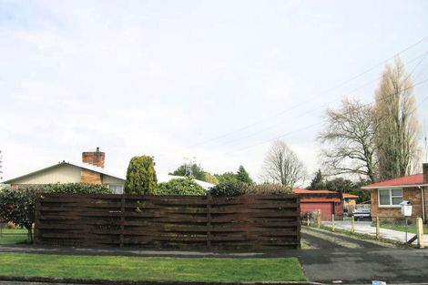 Photo of property in 11 Hampton Place, St Andrews, Hamilton, 3200