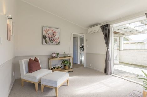 Photo of property in 7a Watson Drive, Paraparaumu Beach, Paraparaumu, 5032