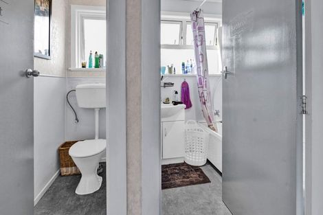 Photo of property in 99 Hathaway Street, Stratford, 4332