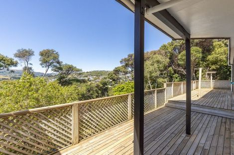 Photo of property in 41 James Cook Drive, Whitby, Porirua, 5024