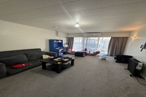 Photo of property in 1/3 Crichton Place, Taradale, Napier, 4112