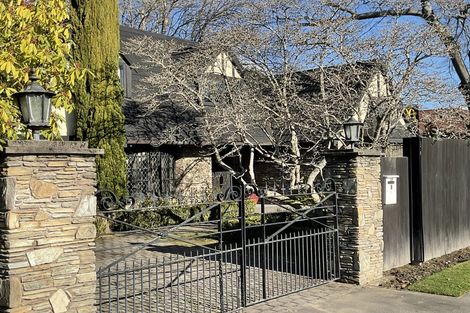 Photo of property in 2 Mcdougall Avenue, St Albans, Christchurch, 8014