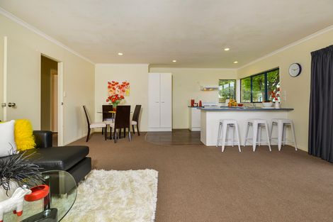 Photo of property in 41 Manuroa Road, Takanini, 2112