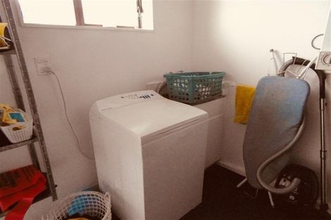 Photo of property in 1/506 Devon Street East, Strandon, New Plymouth, 4312