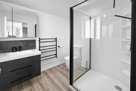 Photo of property in 74 Atlantic Drive, Fitzherbert, Palmerston North, 4410