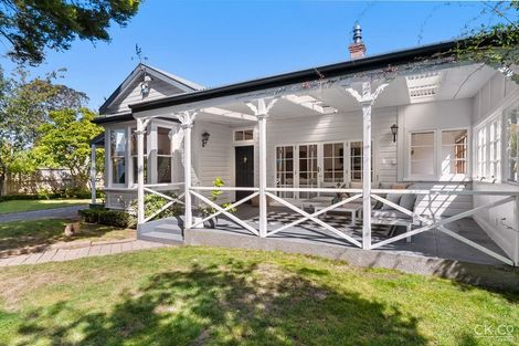 Photo of property in 2 Barton Road, Heretaunga, Upper Hutt, 5018