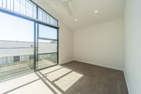 Photo of property in 21 Tireti Road, Titahi Bay, Porirua, 5022