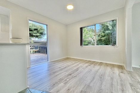 Photo of property in 1/11 Foley Place, Torbay, Auckland, 0632