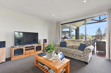 Photo of property in 6 Westmere Drive, Tasman, Upper Moutere, 7173