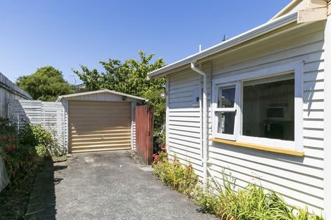 Photo of property in 24 Chamberlain Road, Karori, Wellington, 6012