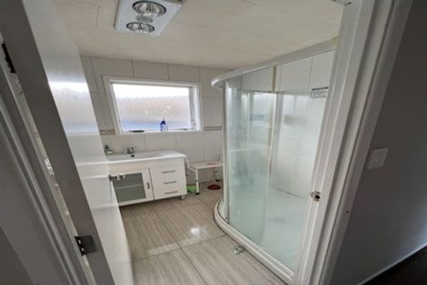 Photo of property in 5 Kivell Close, Mangere East, Auckland, 2024