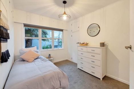 Photo of property in 10 Hamlet Place, Pukekohe, 2120