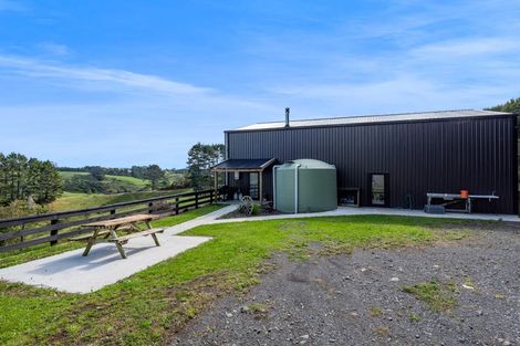 Photo of property in 402 Hursthouse Road, Tarurutangi, Inglewood, 4389