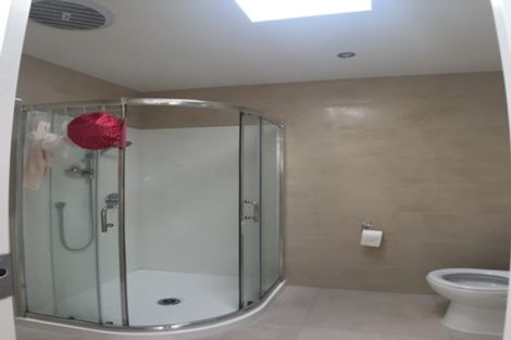 Photo of property in 94 Lynwood Road, New Lynn, Auckland, 0600