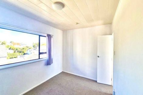 Photo of property in 11/52u Russell Terrace, Berhampore, Wellington, 6023